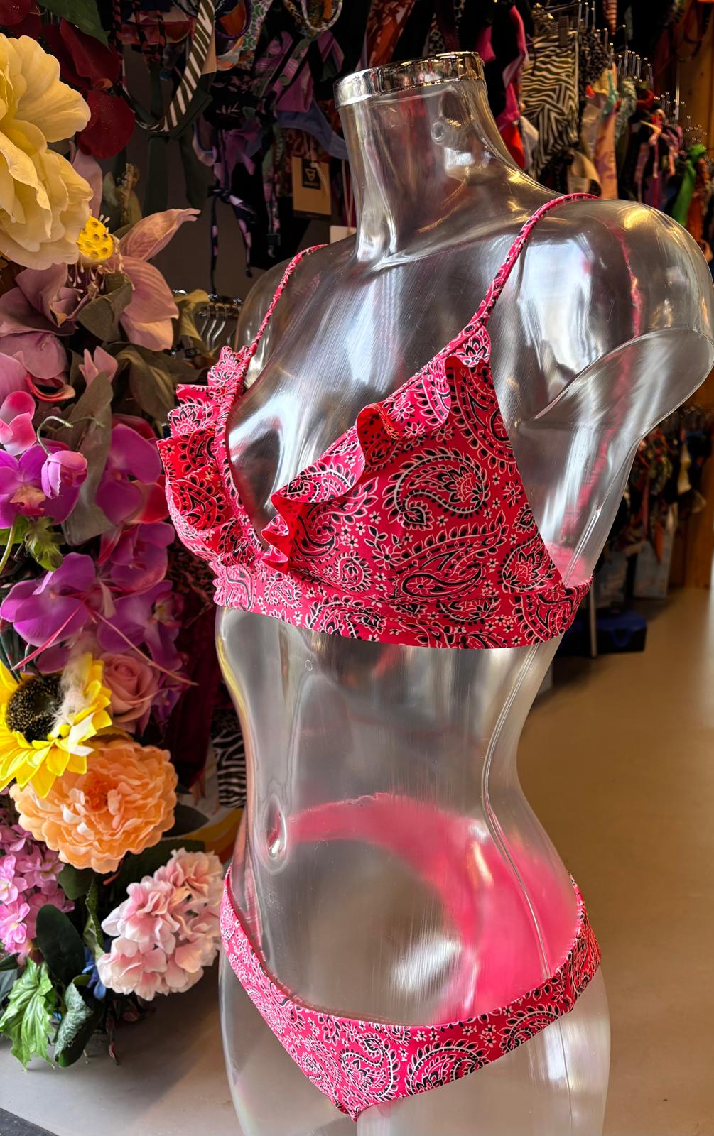 Shiwi Women’s Ruffled Bikini - Red Paisley Bandana