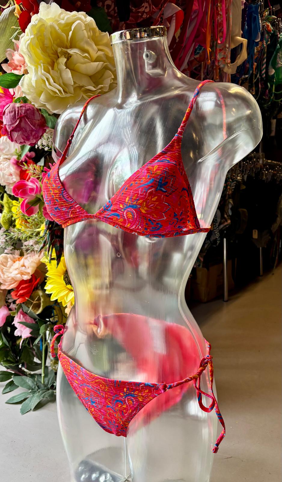 Shiwi Women’s Paisley Triangle Bikini - Vibrant Red