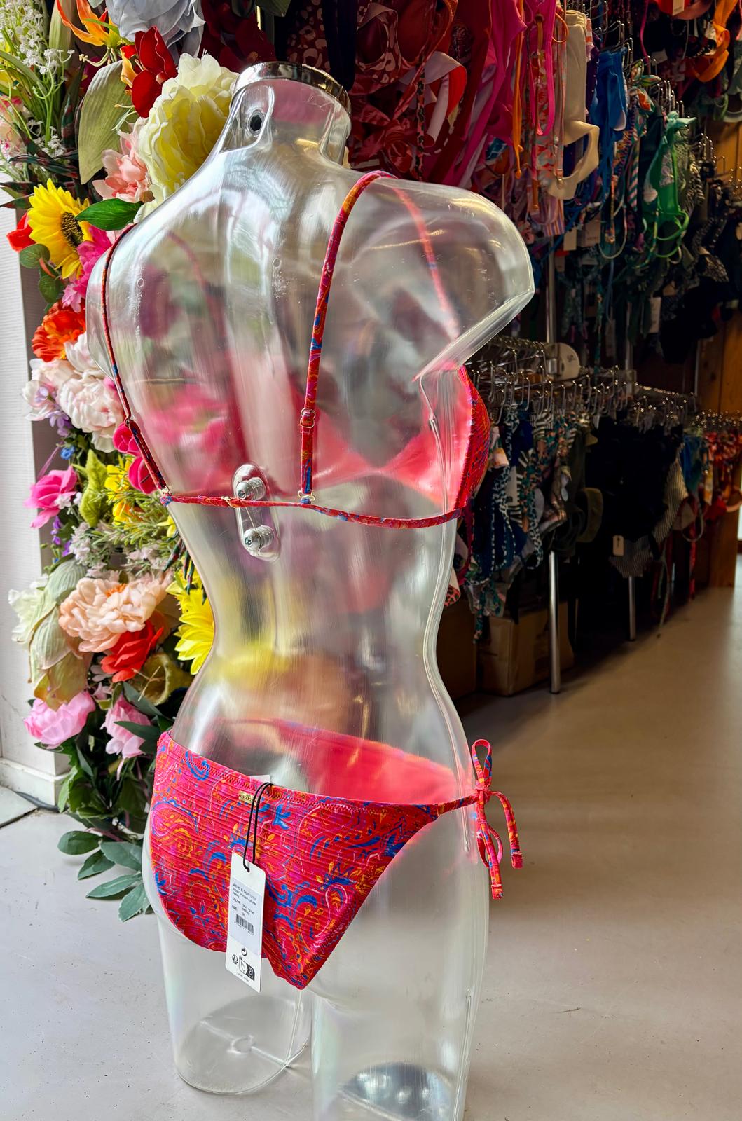 Shiwi Women’s Paisley Triangle Bikini - Vibrant Red